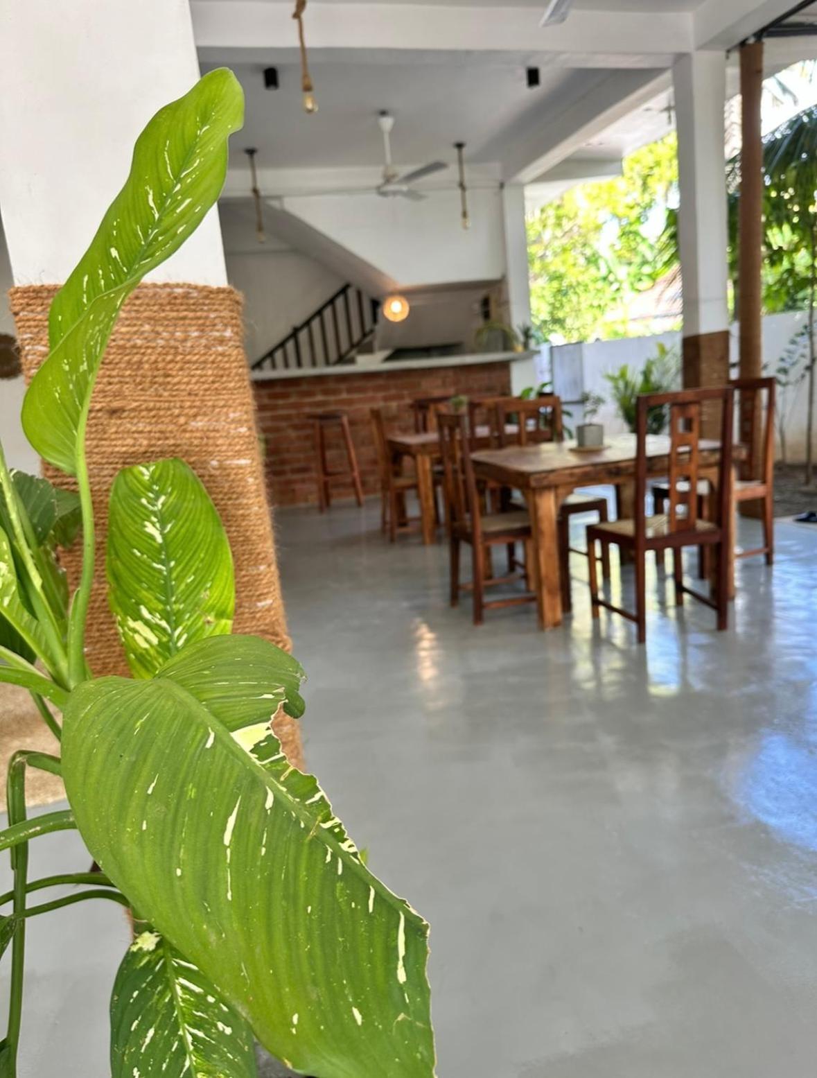Drifter - Rooms & Food Midigama East Ngoại thất bức ảnh