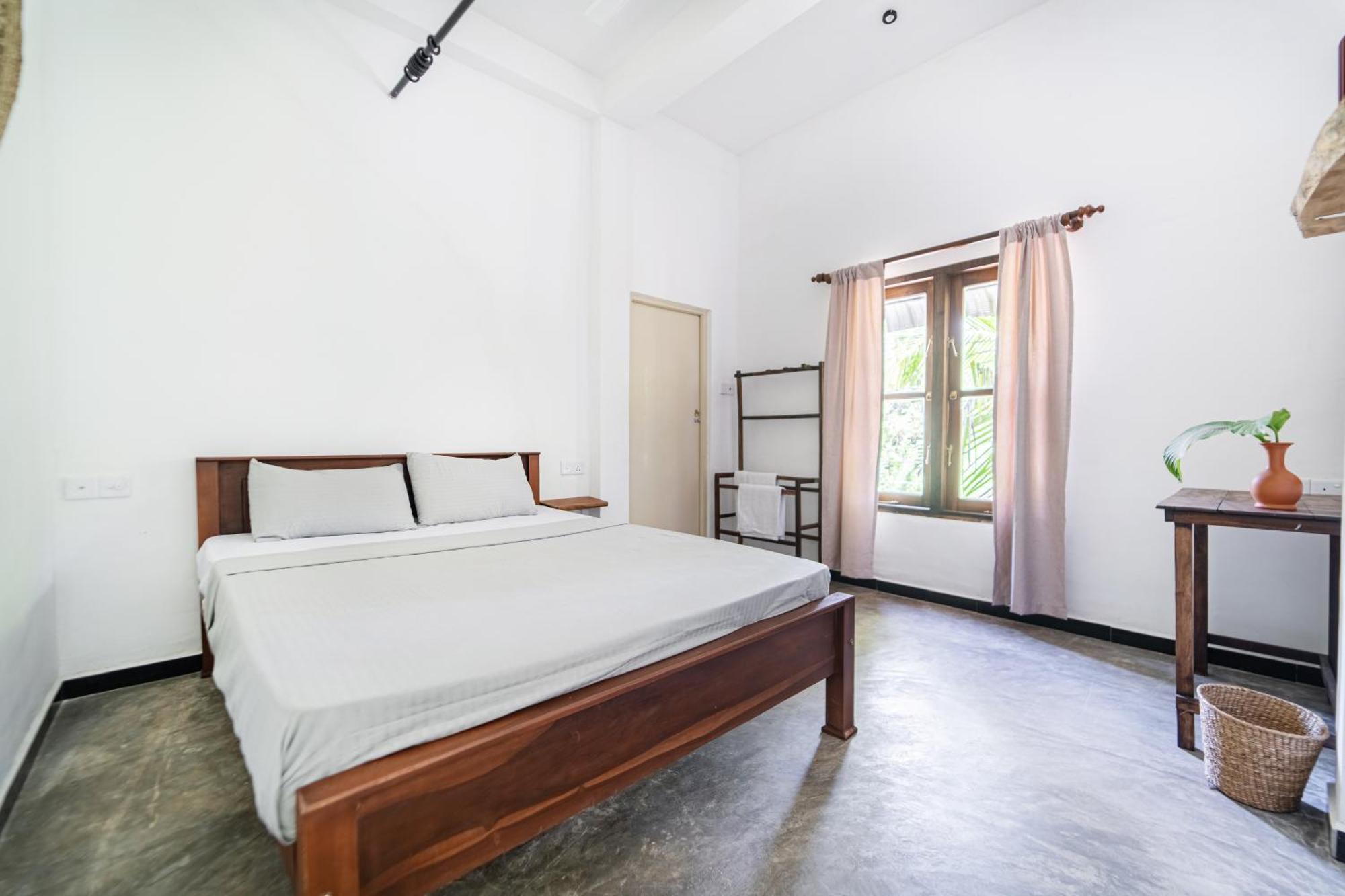 Drifter - Rooms & Food Midigama East Ngoại thất bức ảnh