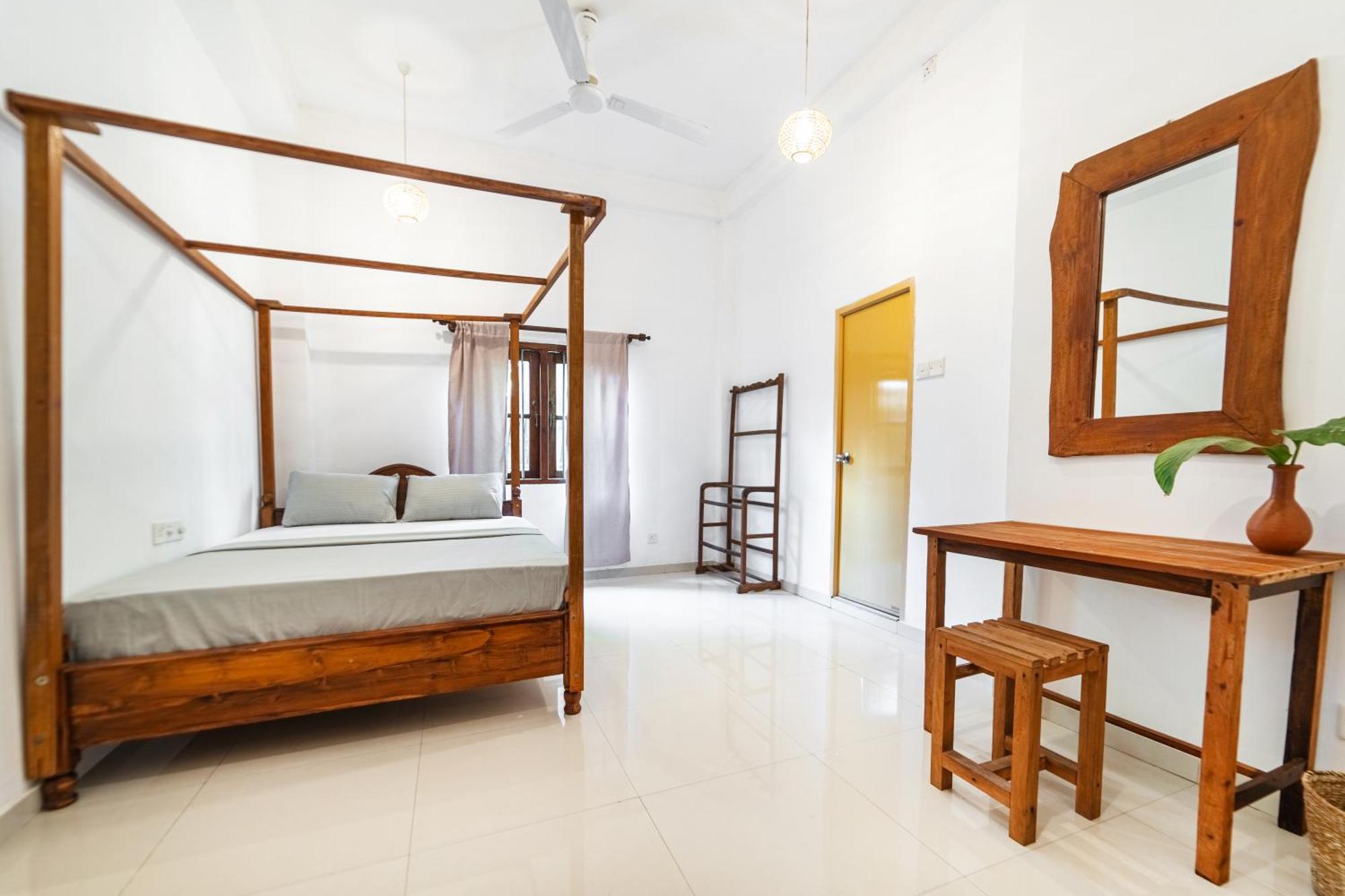Drifter - Rooms & Food Midigama East Ngoại thất bức ảnh